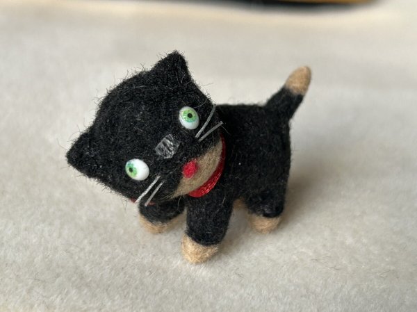 画像1: Vintage style Handmade miniature toy ハンドメイド　アンティーク風ミニチュア　アートドール　黒猫ブリンキー (1)